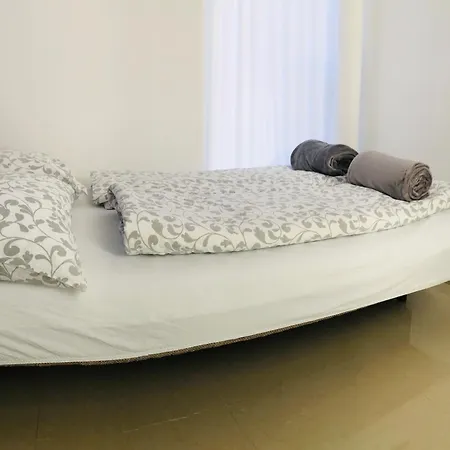 Nora Apartment