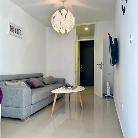 Apartment Nora Budva